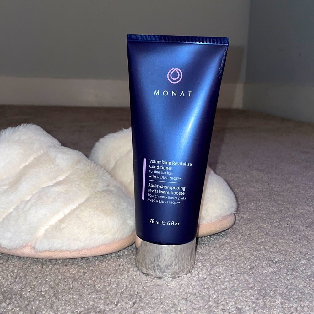 Monat Volumizing Revitalize Conditioner